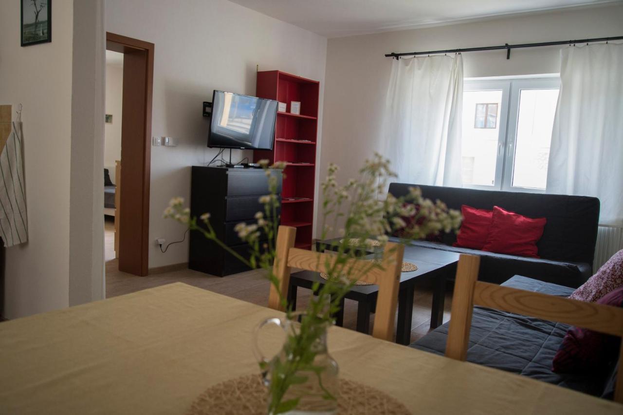 Ubytovani Domecek V Mikulove Apartment ภายนอก รูปภาพ